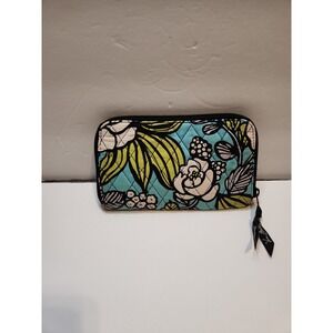 Vera Bradley Full Zip Around Wallet RETIRED PATTERN ISLAND BLOOM 8"x5"